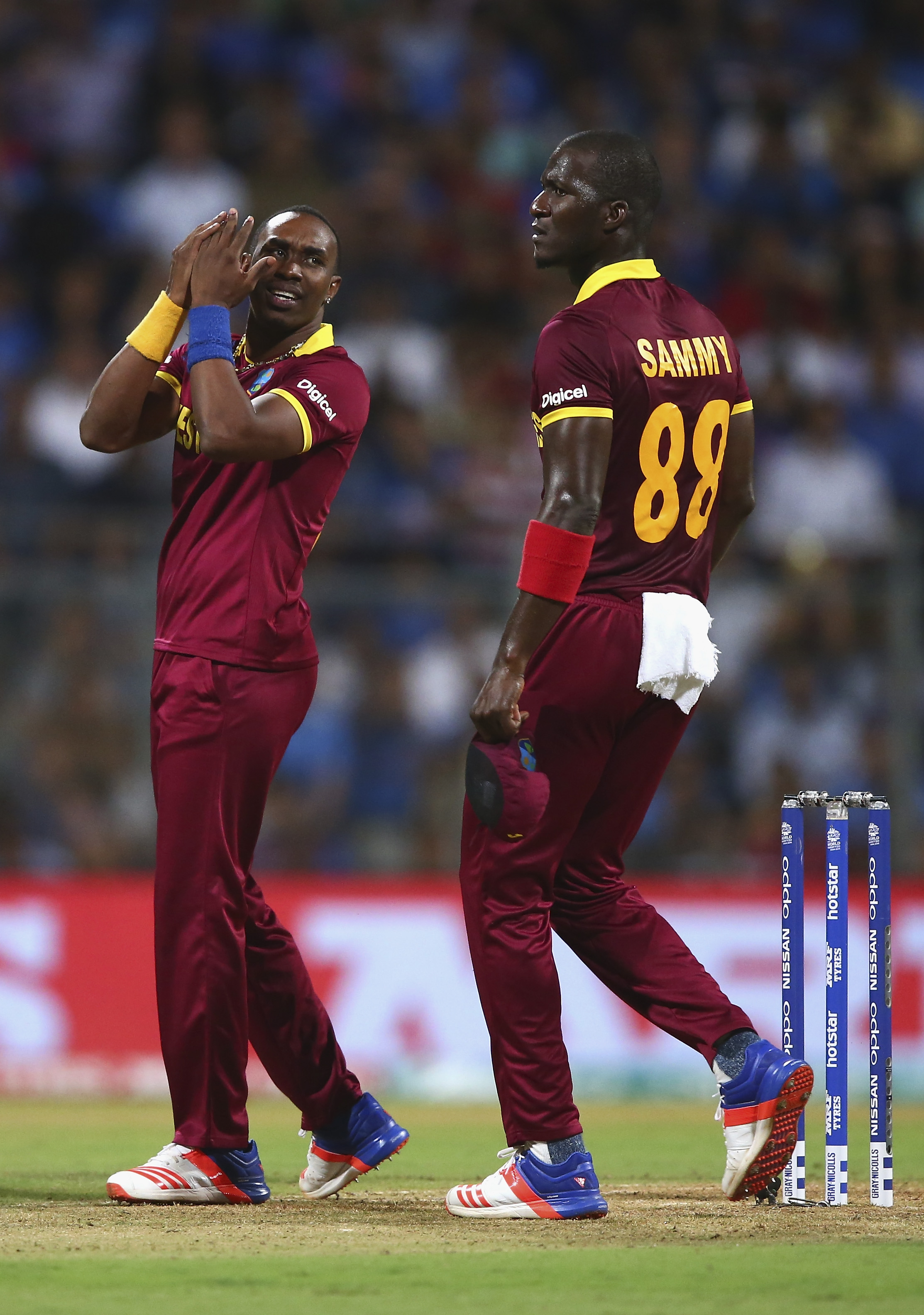 Video | Confident Dwayne Bravo dances, takes a catch and repeats the same