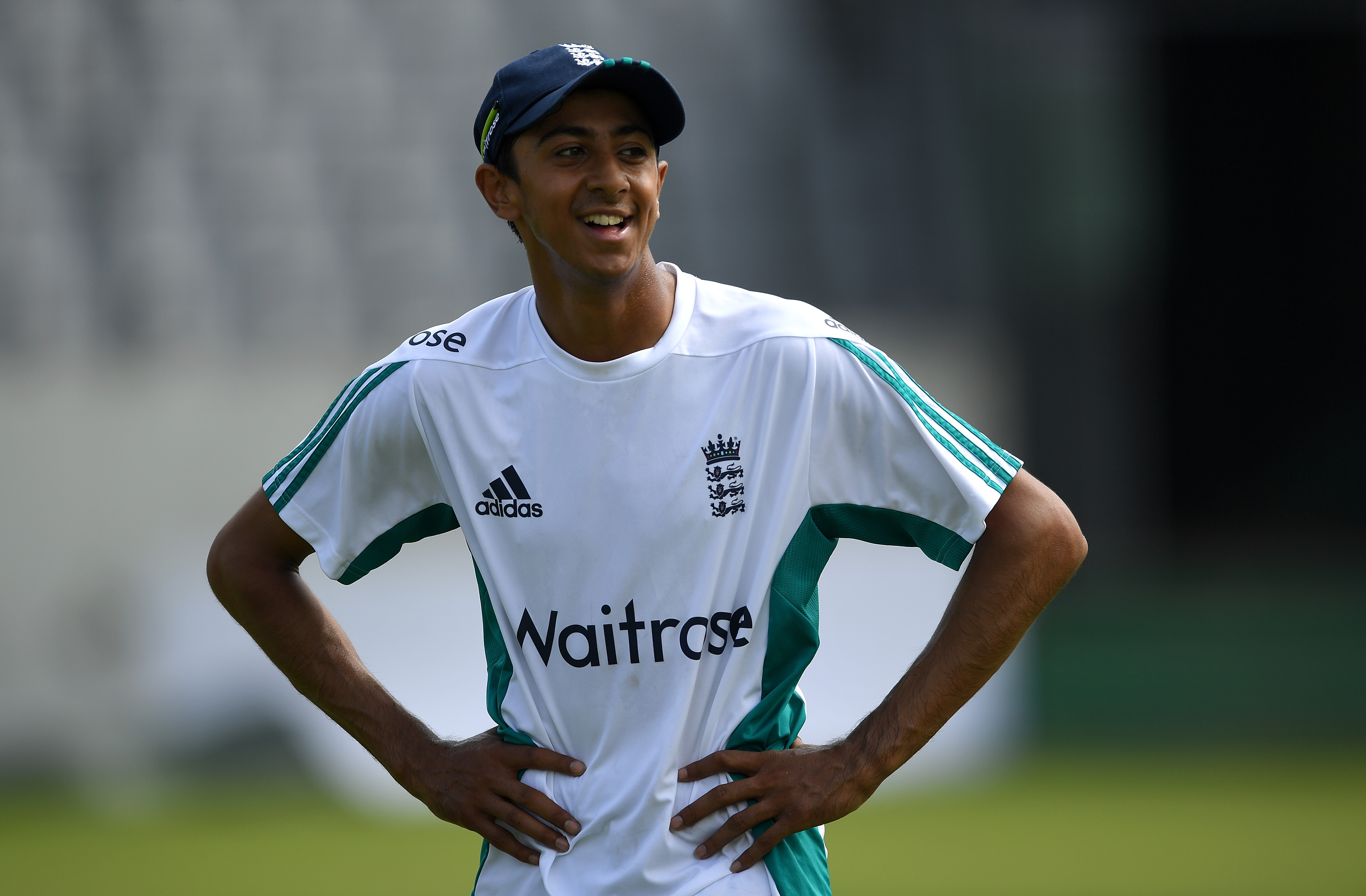 Nottinghamshire rope Haseeb Hameed on a two-year contract