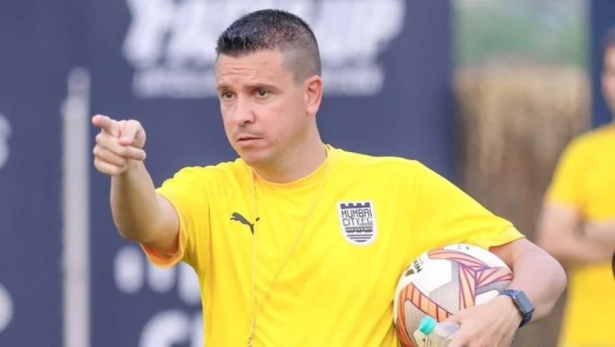 ISL 2020-21 | Need to focus on upcoming games rather than the league table, asserts Sergio Lobera