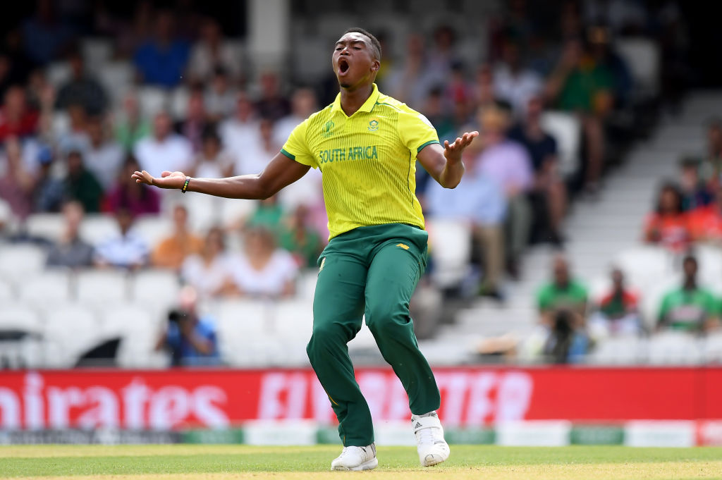 Former South African players attack Ngidi for BLM stance; Sammy calls out their ignorance