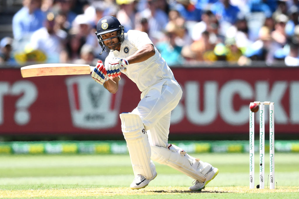 Twitter reacts as Mayank Agarwal gives perfect reply after getting hit on the helmet