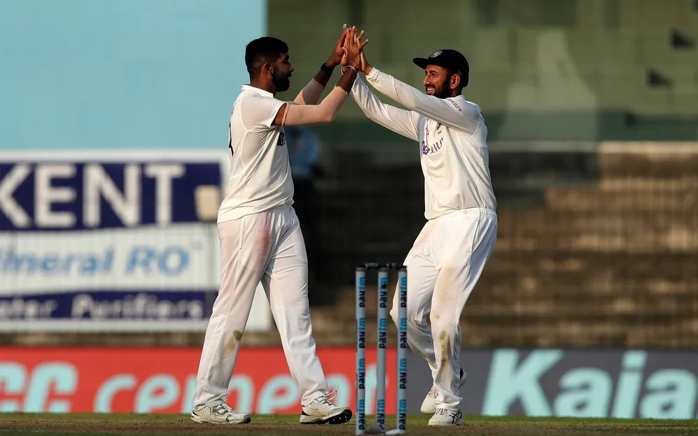 VIDEO | Bumrah hits the bullseye in to leave a well-set Sibley shell-shocked 