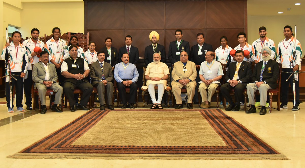 PM Narendra Modi meets members of Indian Olympic contingent