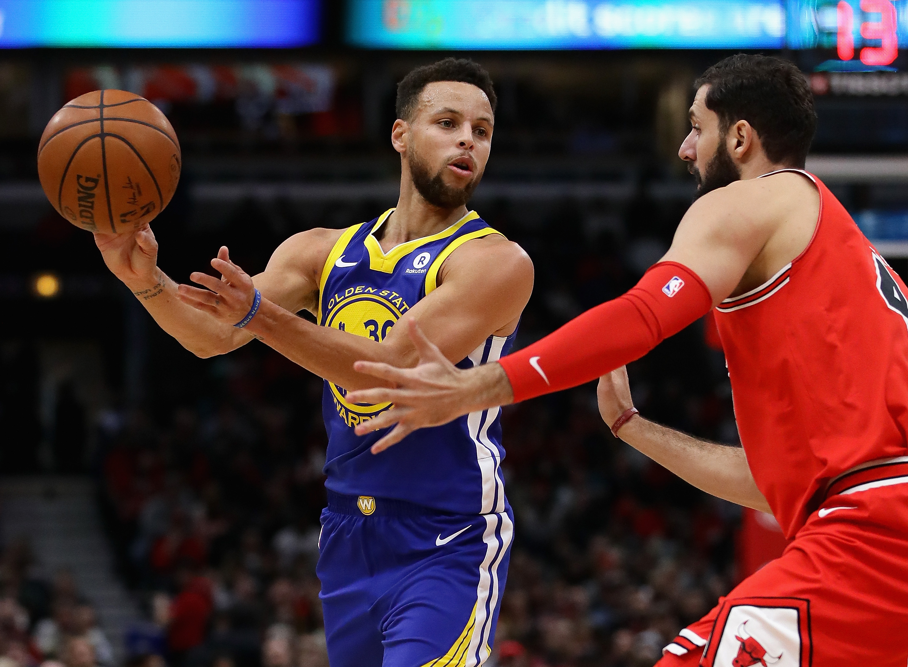 NBA 2018  Stephen Curry has most jersey sales at home; LeBron