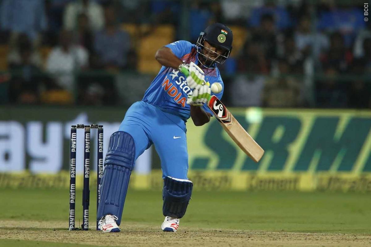 VIDEO | Virat Kohli’s attempt to be MS Dhoni ends with India losing review