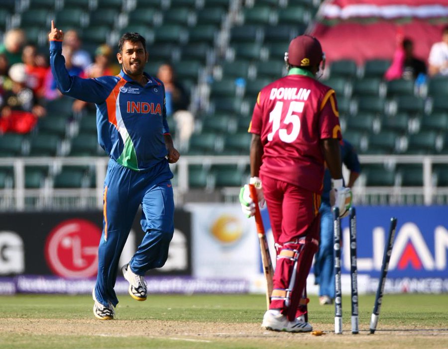 VIDEO | MS Dhoni castles Travis Dowlin with ‘military medium’ to claim first ODI wicket