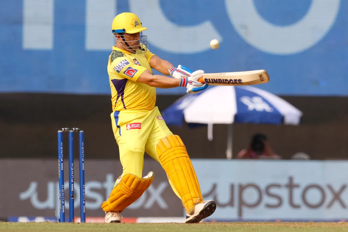 IPL 2022 | MS Dhoni likes his bat to be clean, reveals Amit Mishra