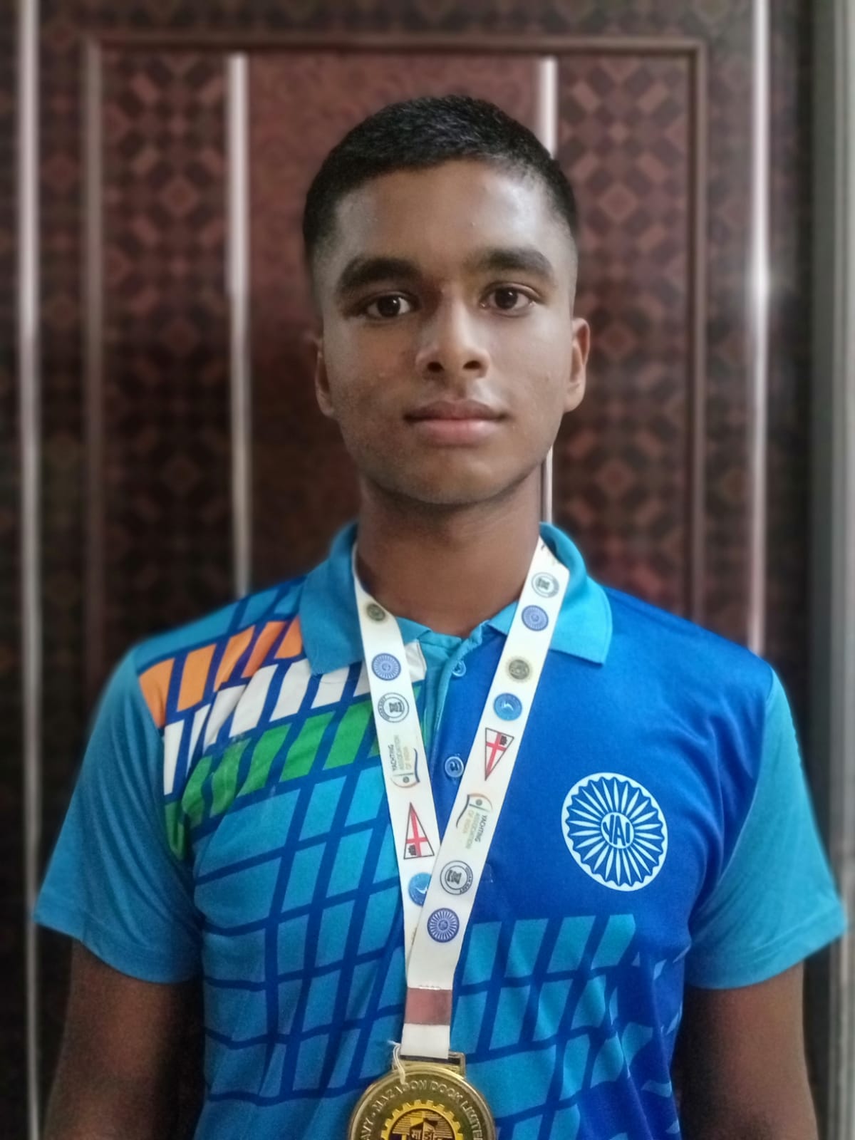 15 year old Sachin Ganesh becomes youngest sailor to win senior national title