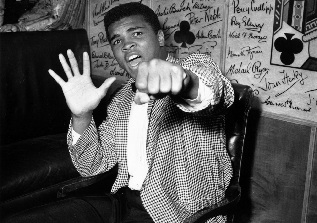 Boxing legend Muhammad Ali passes away
