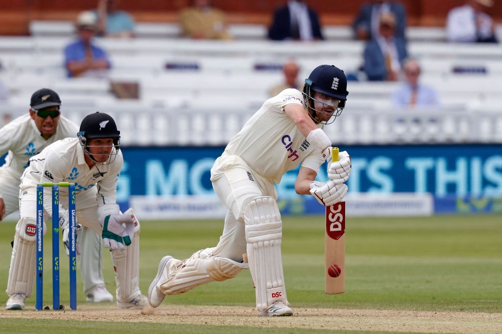 Twitter reacts to ‘magician’ Watling trying to stump Rory Burns without the ball in hand