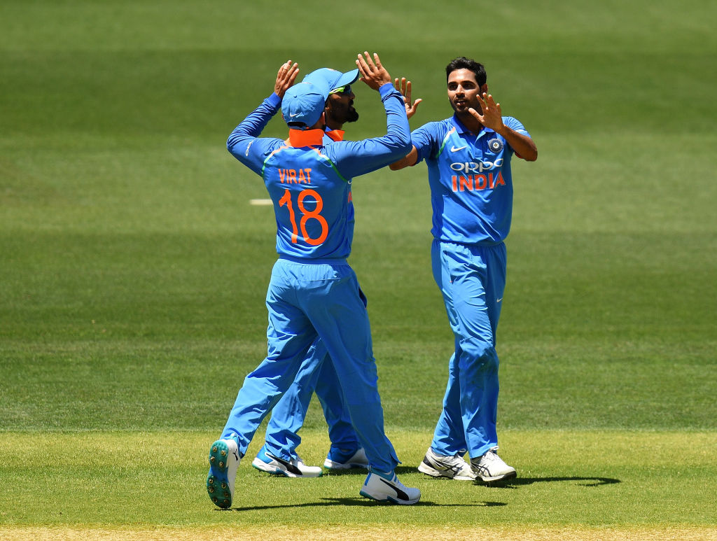 VIDEO | Bhuvneshwar Kumar shows brilliant anticipation after Vijay Shankar makes perfect throw from deep