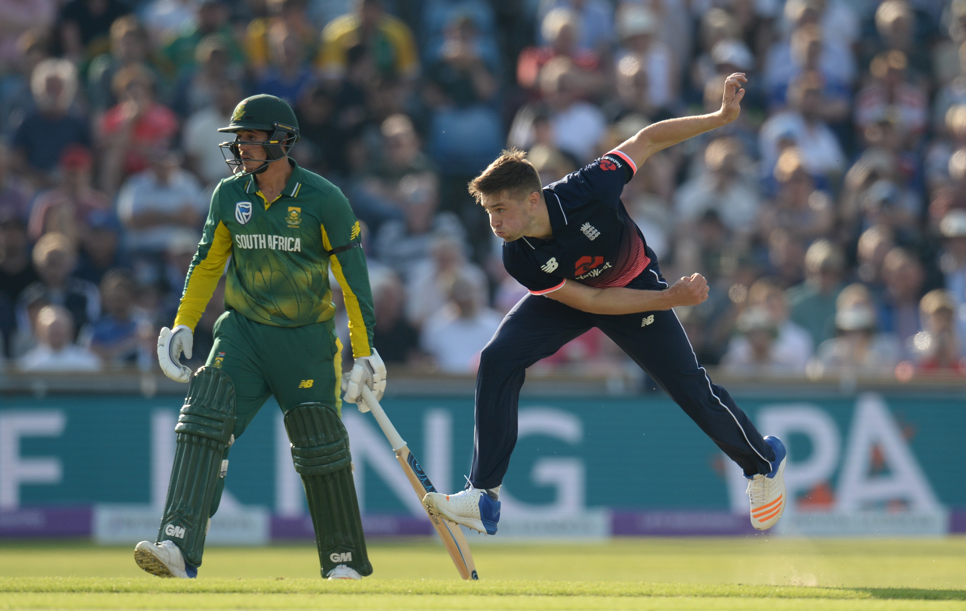 Side strain rules out Chris Woakes for remainder of the Champions Trophy