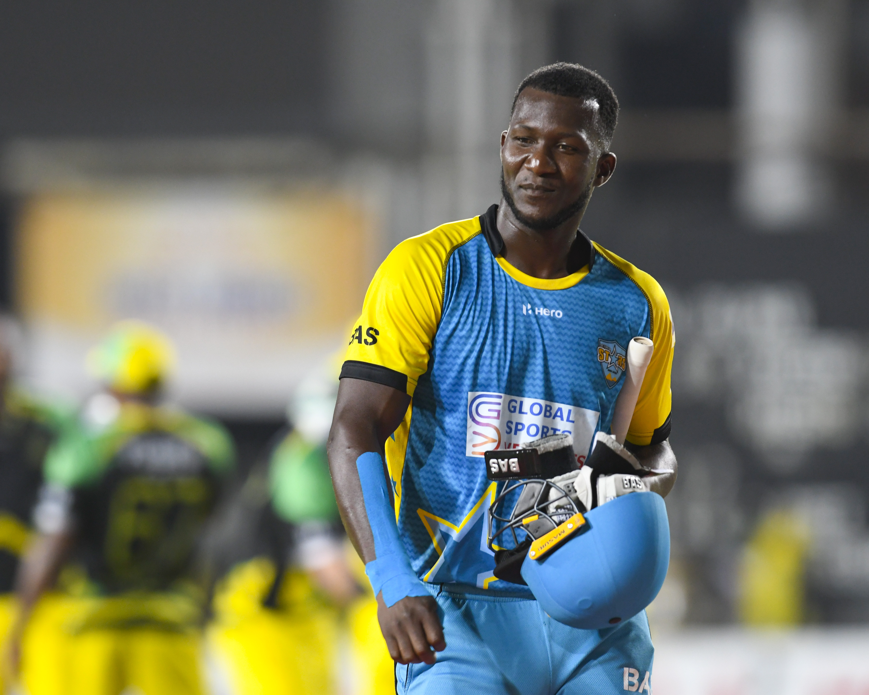 VIDEO | Injured Darren Sammy pulls off a perfect MS Dhoni