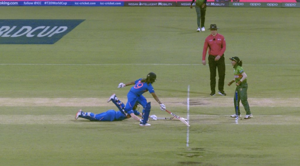 Twitter reacts to India Women recreating tragicomical Jurel-Ankolekar run-out to confuse third umpire