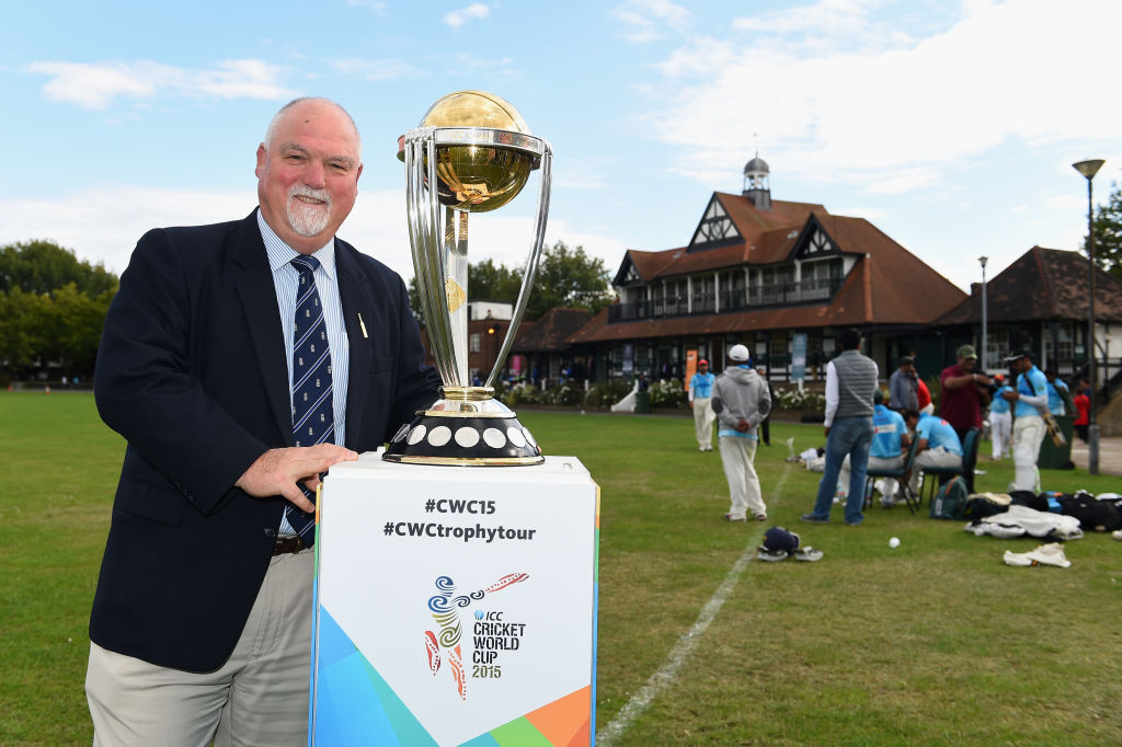 Administrators don't understand uniqueness of five-day Tests, says Mike Gatting