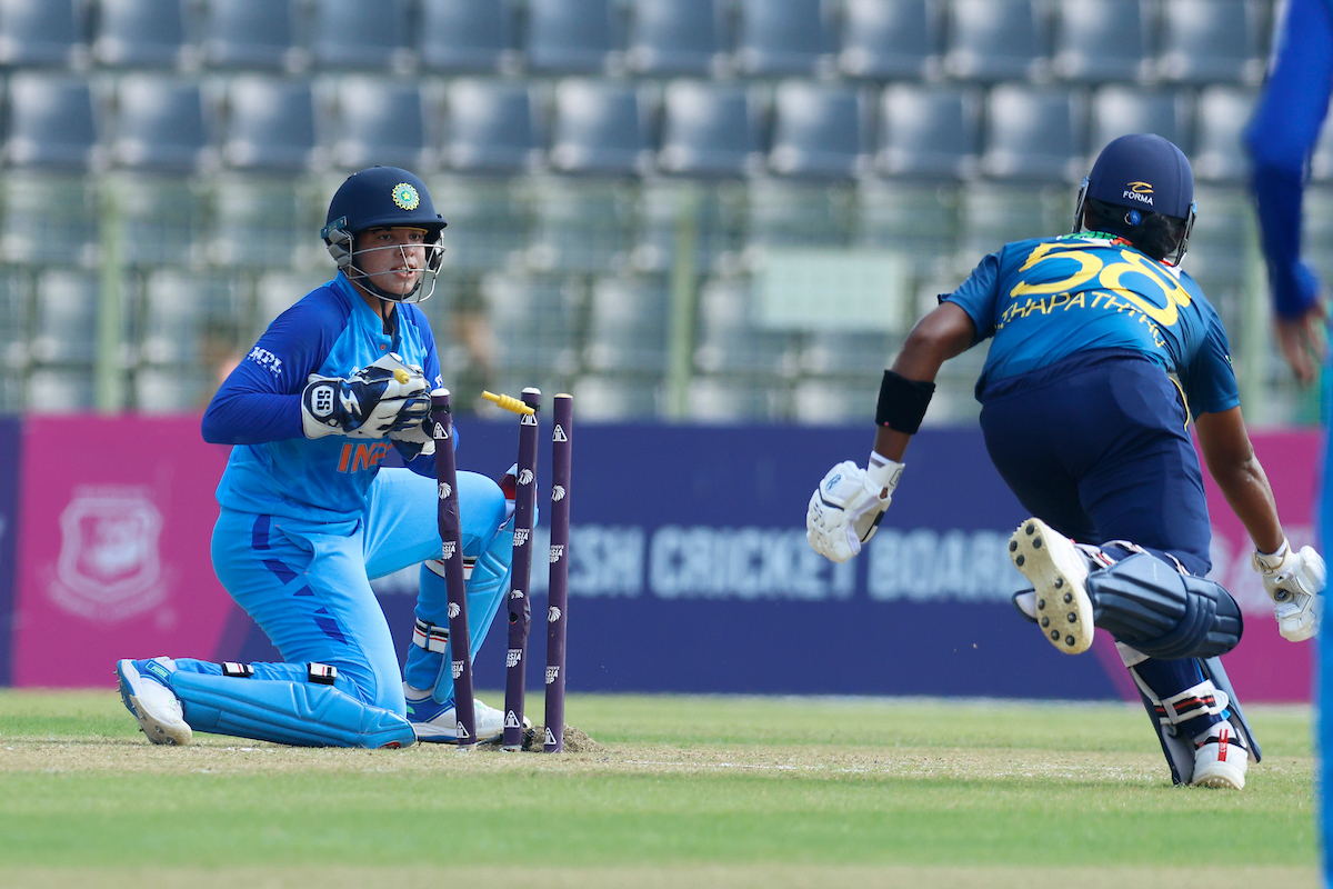 Women’s Asia Cup Final | Twitter reacts as Richa Ghosh turns into prime MS Dhoni to save freakishly low ball