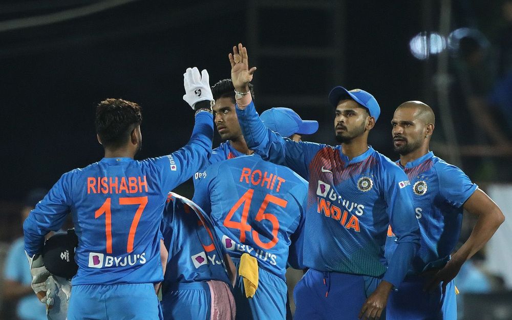Floating middle order only solution for Team India in T20s