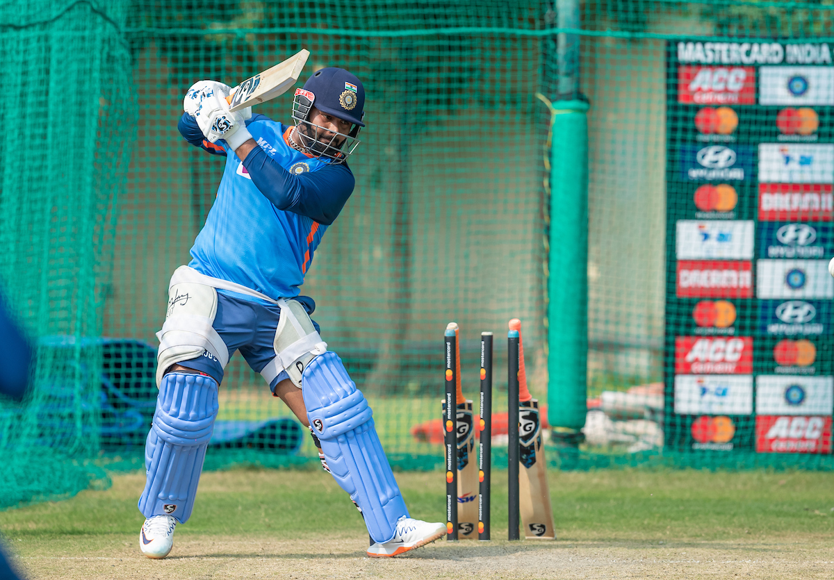 IND vs AUS 2022 | Rishabh Pant would be picked in every side if I was selector, postulates Matthew Hayden