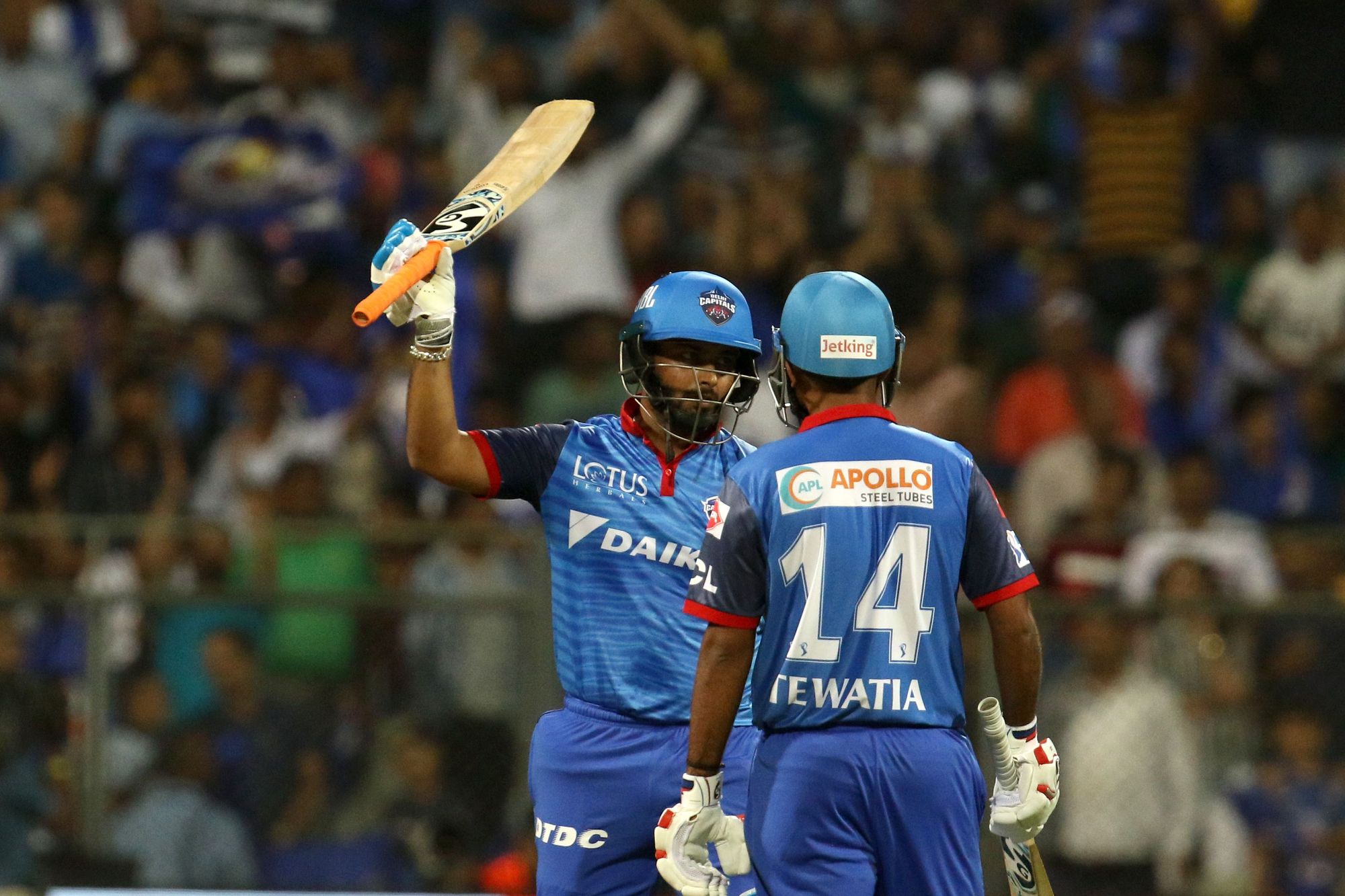 Twitter reacts after witnessing Delhi Capitals' terrible outing with the bat