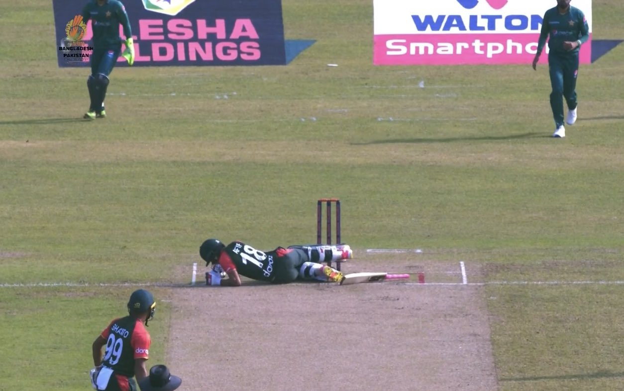 WATCH | Shaheen Afridi hurts Afif Hossain after hurling back the ball at the batsman