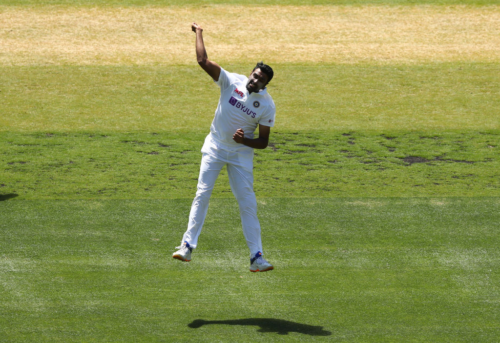 Twitter reacts to Rishabh Pant channeling inner MS Dhoni to plot Matthew Wade dismissal