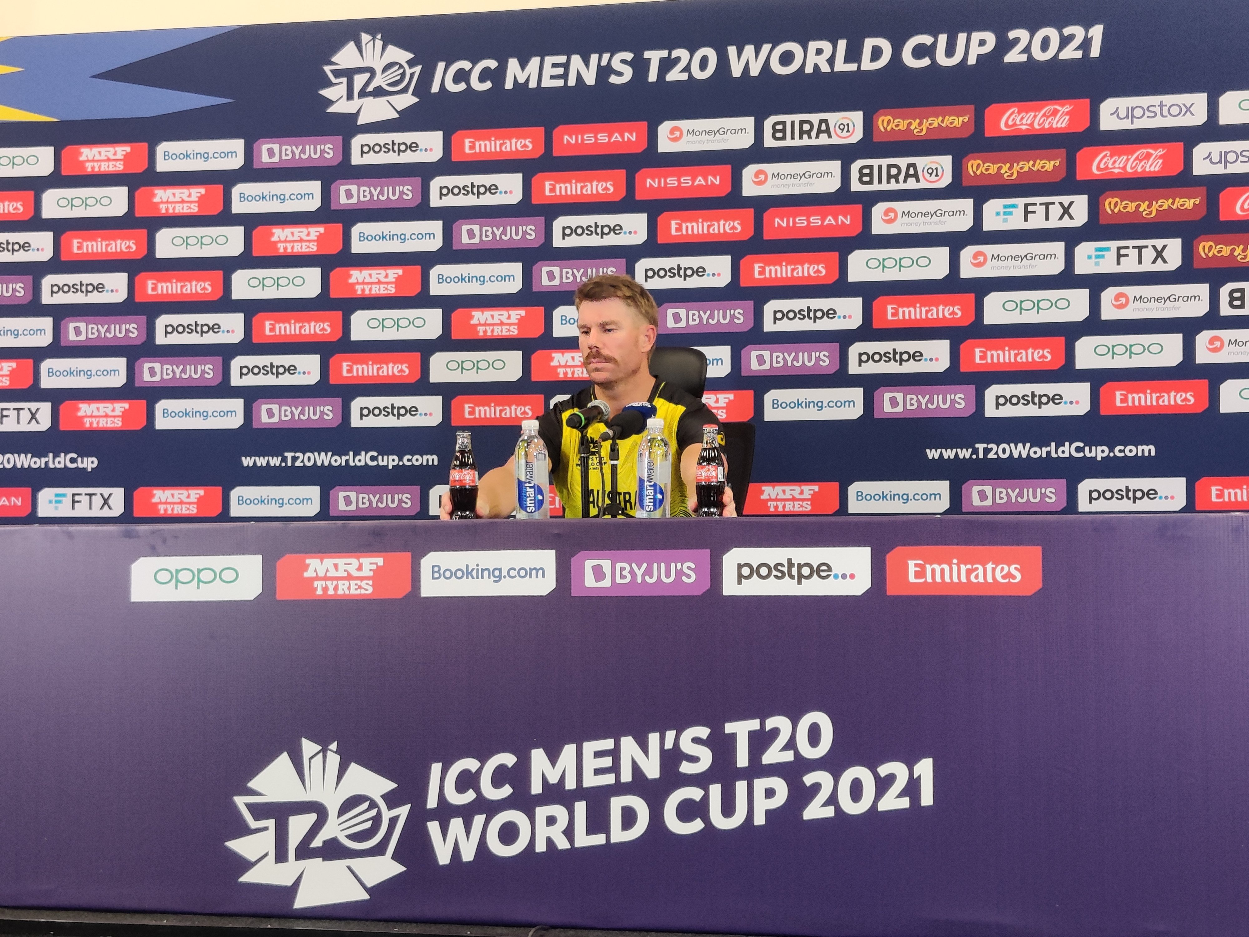 T20 World Cup | WATCH - David Warner removes two Coca Cola bottles before the press conference 