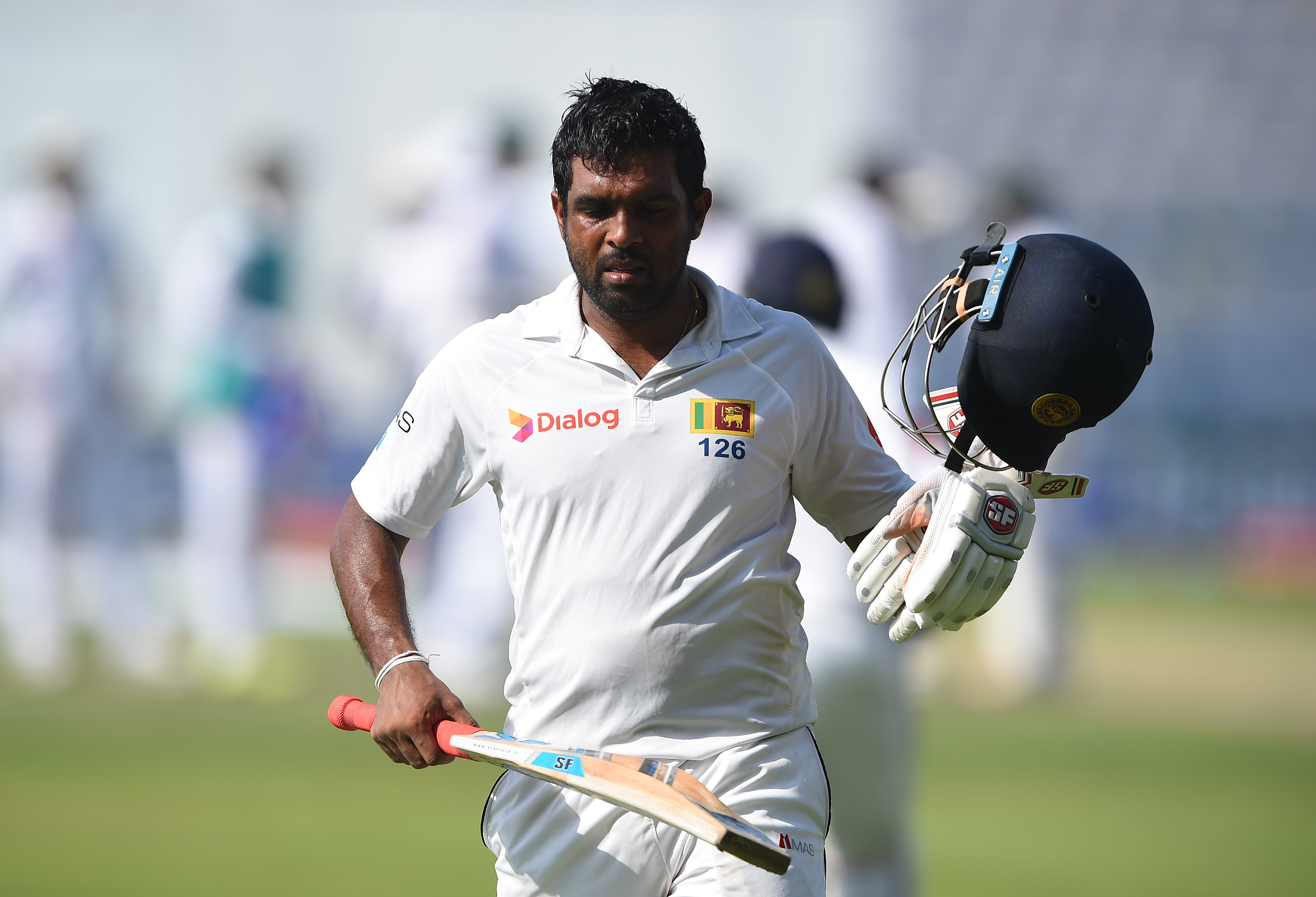 WATCH | Yet another DRS-gate in India as Dilruwan Perera takes review after signal from dugout