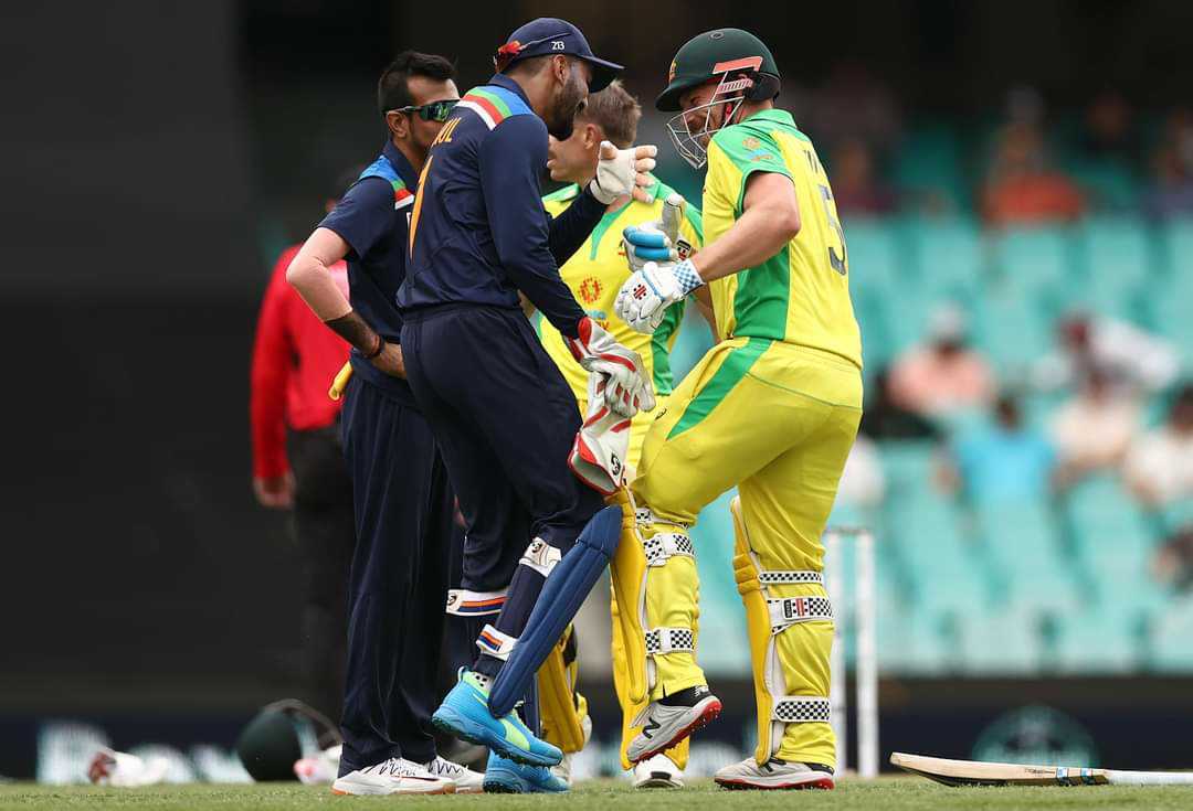 Twitter reacts to Rahul-Finch's 'playful' physical banter after Navdeep Saini's nasty beamer