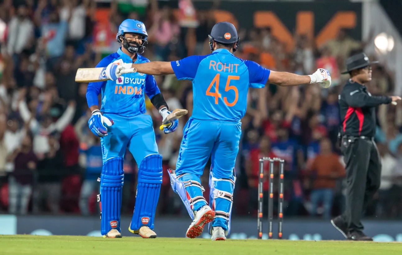 IND vs AUS 2022, 2nd T20I | Rain sets up thriller as Rohit Sharma fires India to victory in 8-over encounter