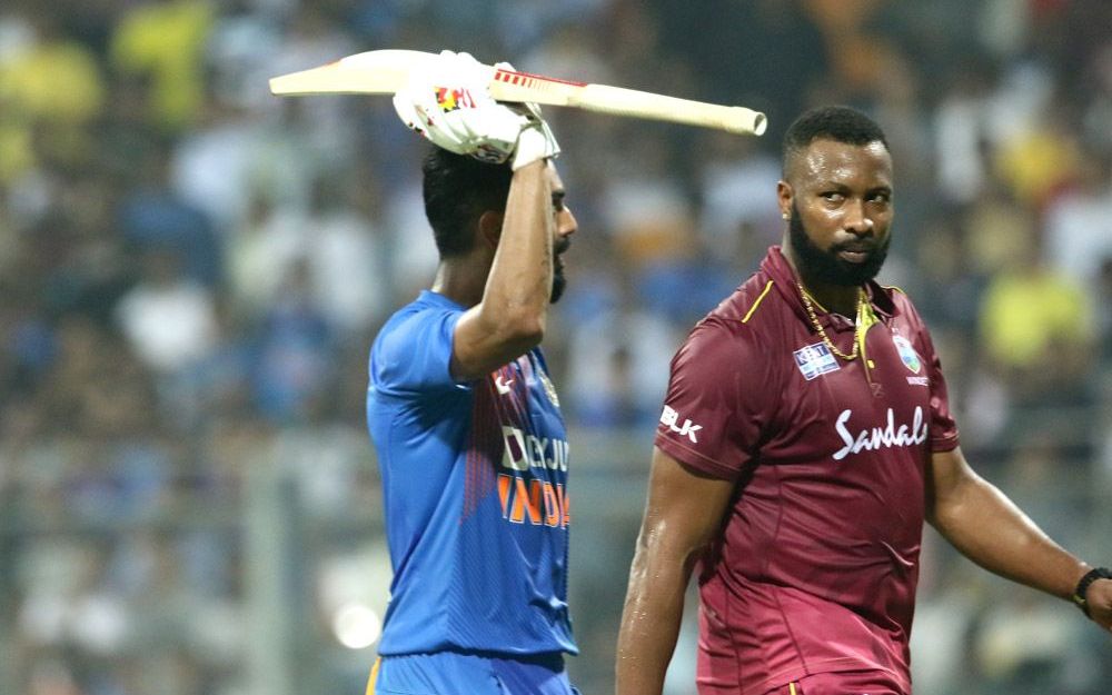 Twitter reacts to KL Rahul manipulating umpire to signal ‘dead-ball’ despite offering a shot