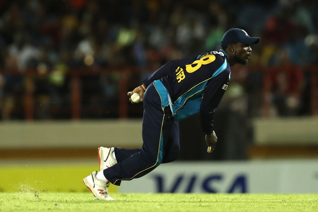 VIDEO | Jonathan Carter takes stunning full stretch one-handed catch to leave Darren Sammy in shock