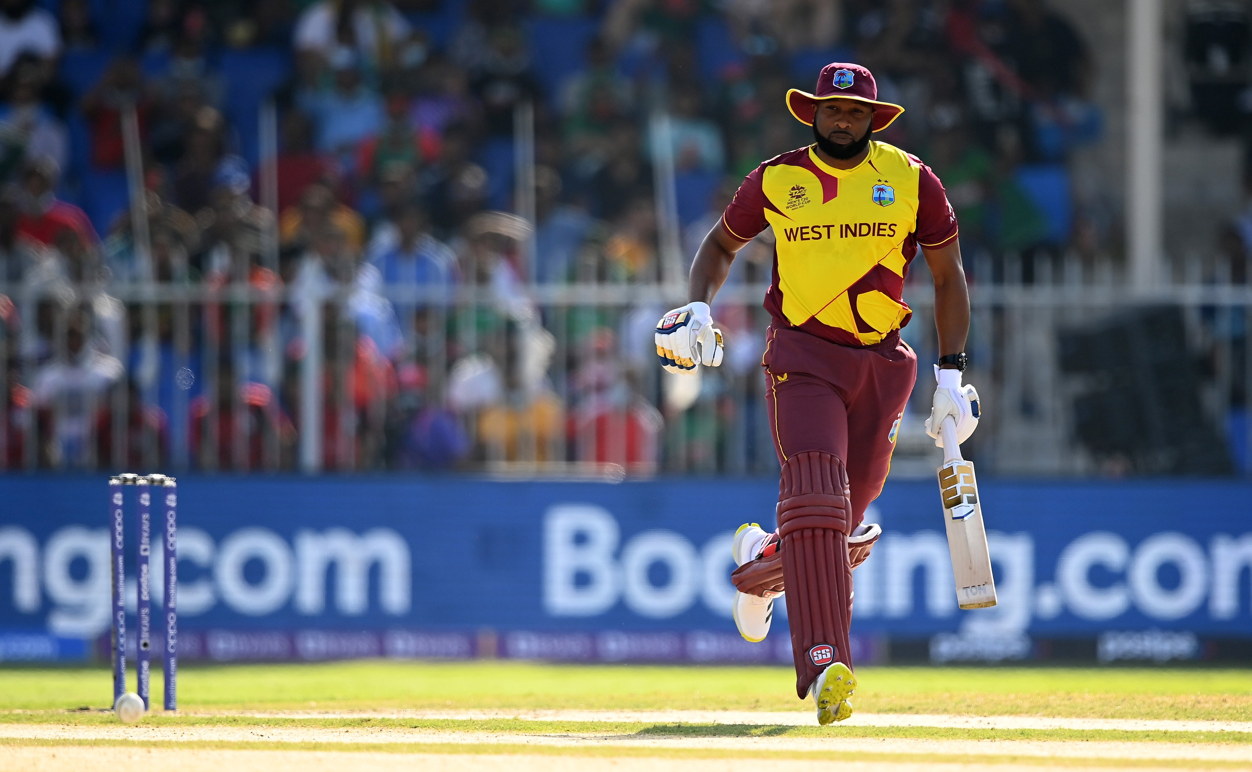 T20 World Cup 2021 | Twitter reacts as Kieron Pollard retires himself out after a 16-ball 8, returns to hit last-ball six
