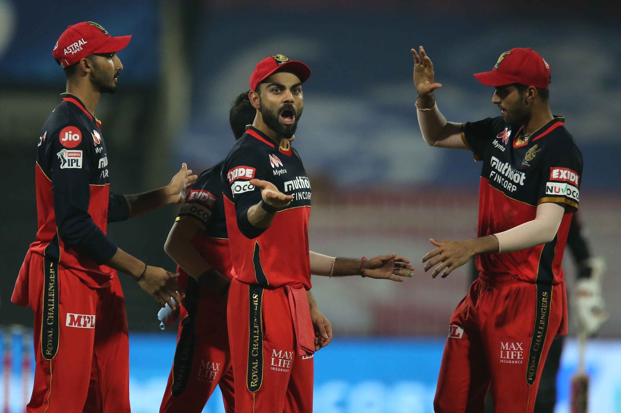 Twitter reacts to Virat Kohli whining after the third umpire declares Kane Williamson not out
