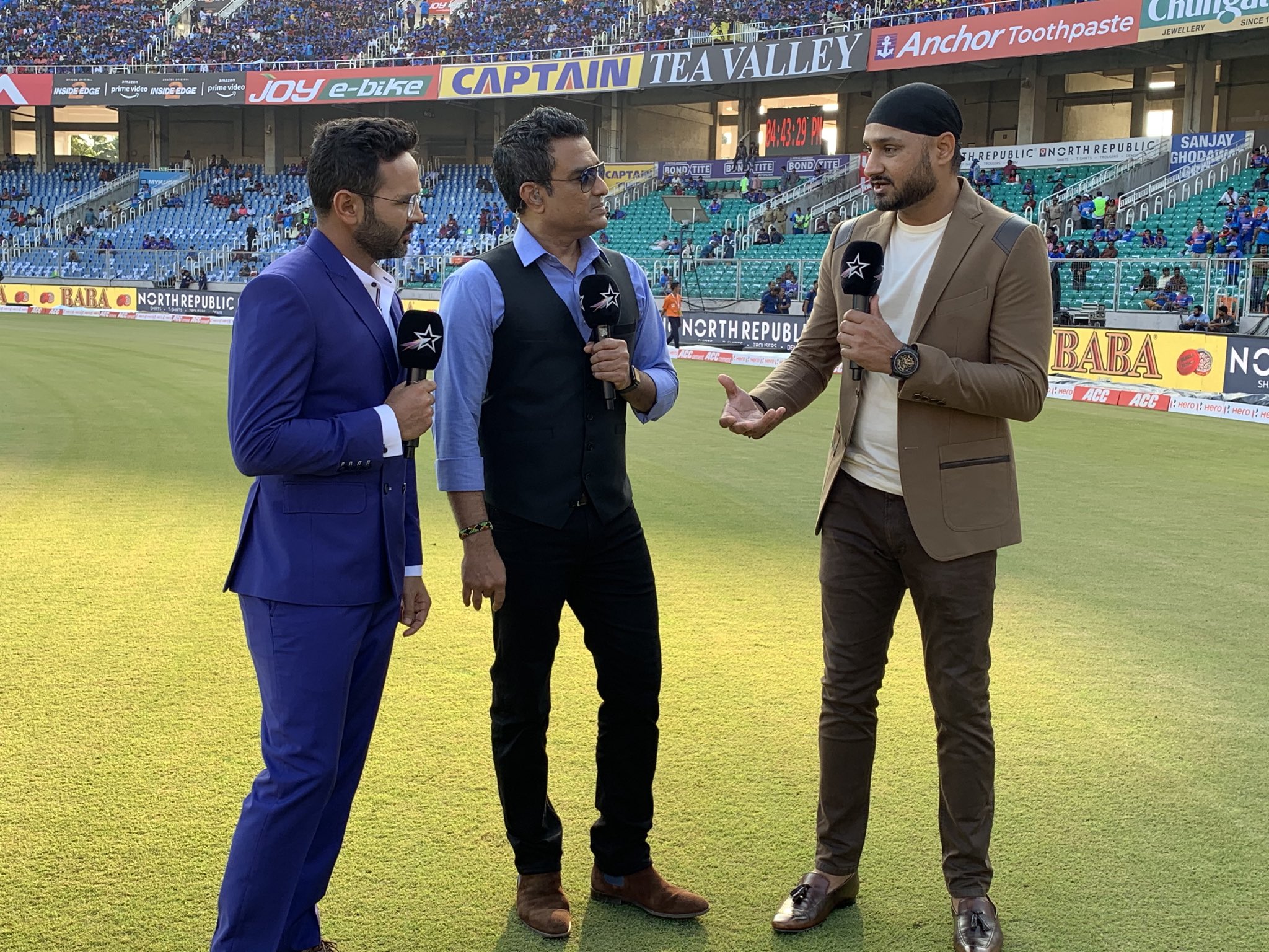 Lost my control, was unprofessional and wrong, admits Sanjay Manjrekar