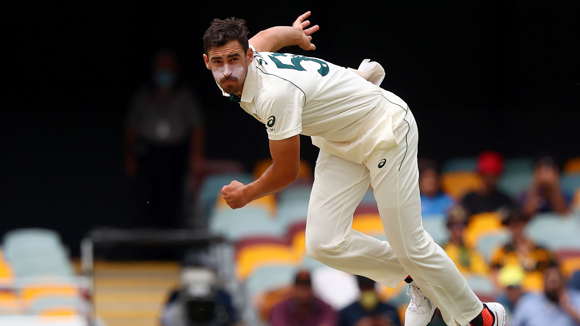 Watch | Mitchell Starc's blazing yorker to dismiss Fawad Alam for a golden duck