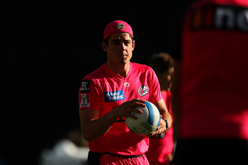 VIDEO | Moises Henriques left confused about decision after winning bat flip