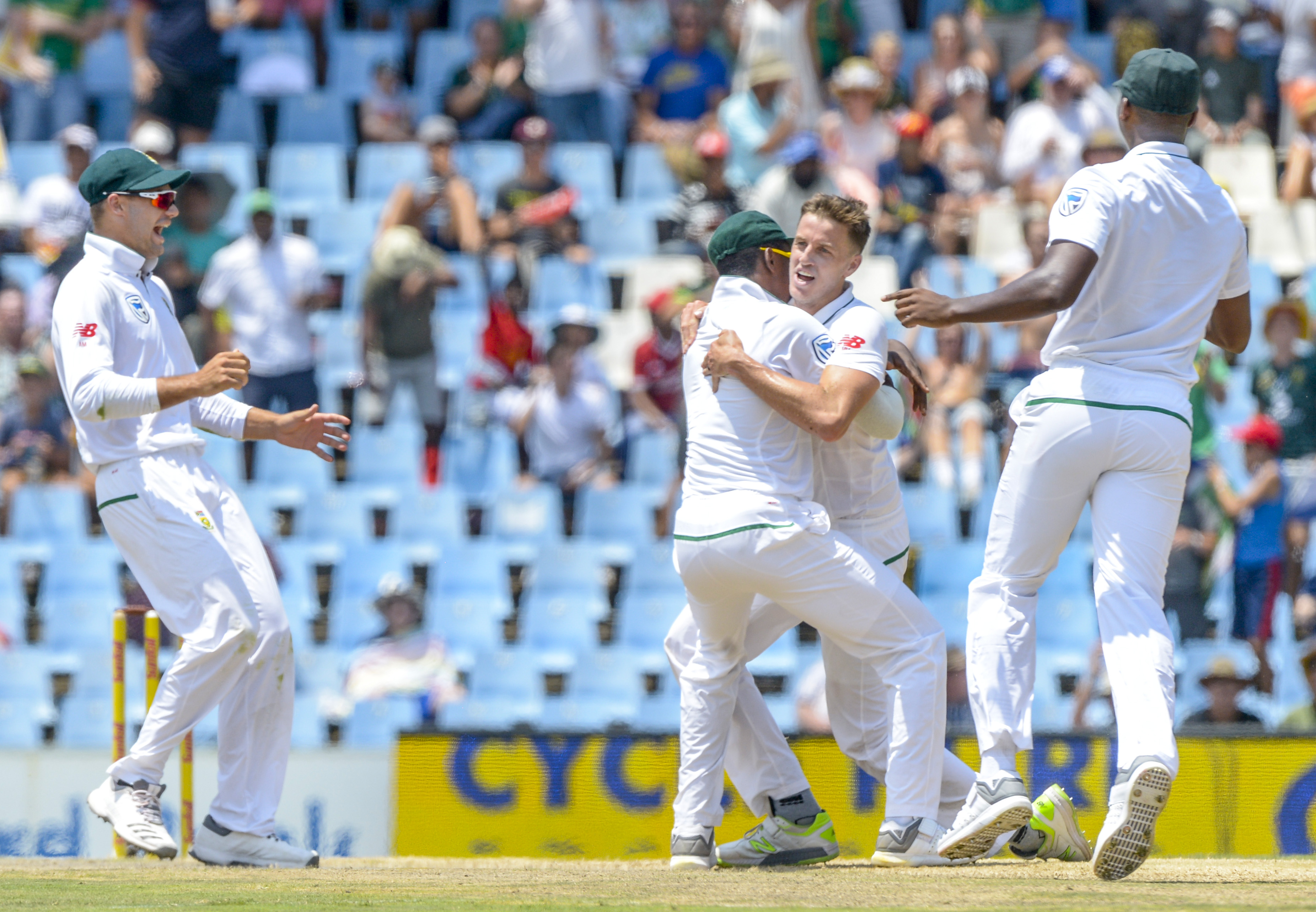 Reports : Injury concerns for bowlers force South Africa to bat beyond measure