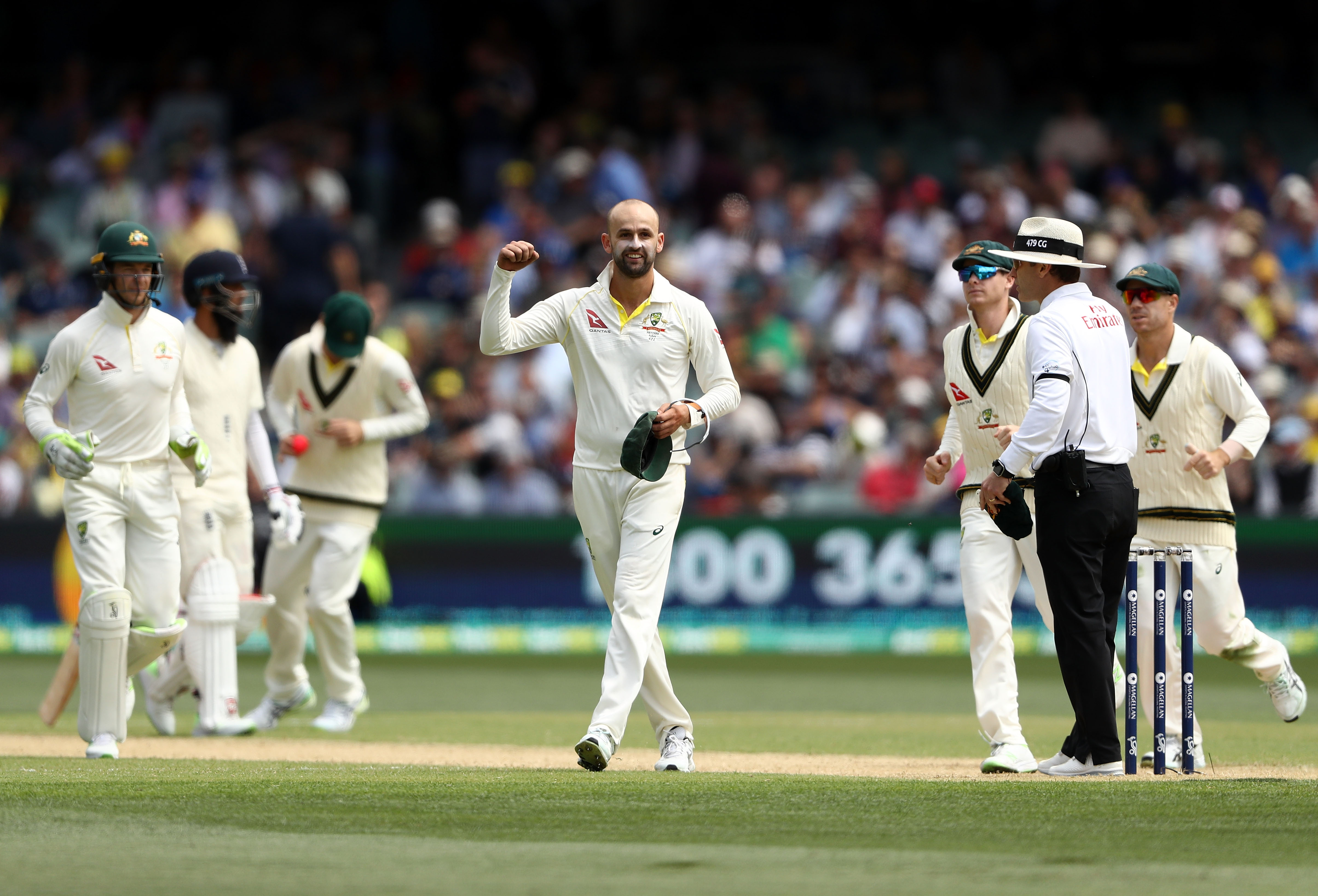 VIDEO | Nathan Lyon turns umpire to guide Ishant Sharma about his off-stump