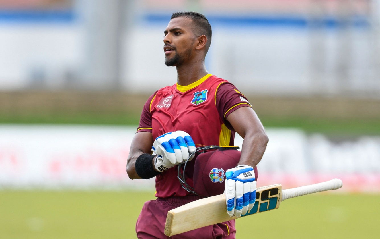 ICC World T20 | Twitter reacts as Nicholas Pooran knocks himself down on the floor before being outfoxed by Sean Williams
