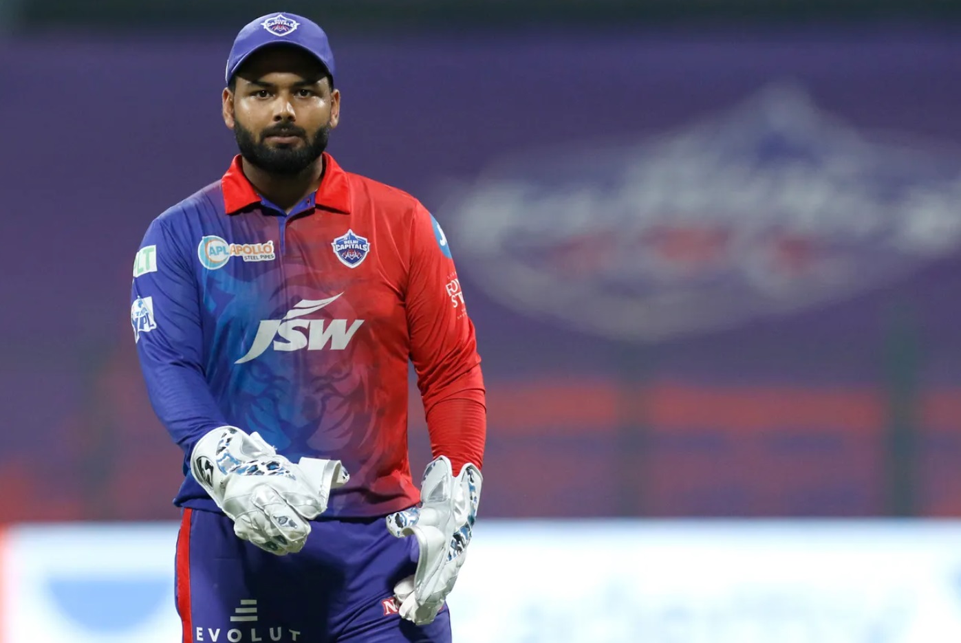 IPL 2022 | Twitter reacts as Rishabh Pant’s signaling batters to return after no-ball scandal urges crowd echo ‘cheater cheater’