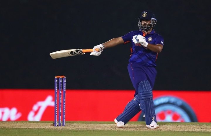 T20 World Cup 2022 | India needs to include both Rishabh Pant and Dinesh Karthik in playing XI, states Cheteshwar Pujara