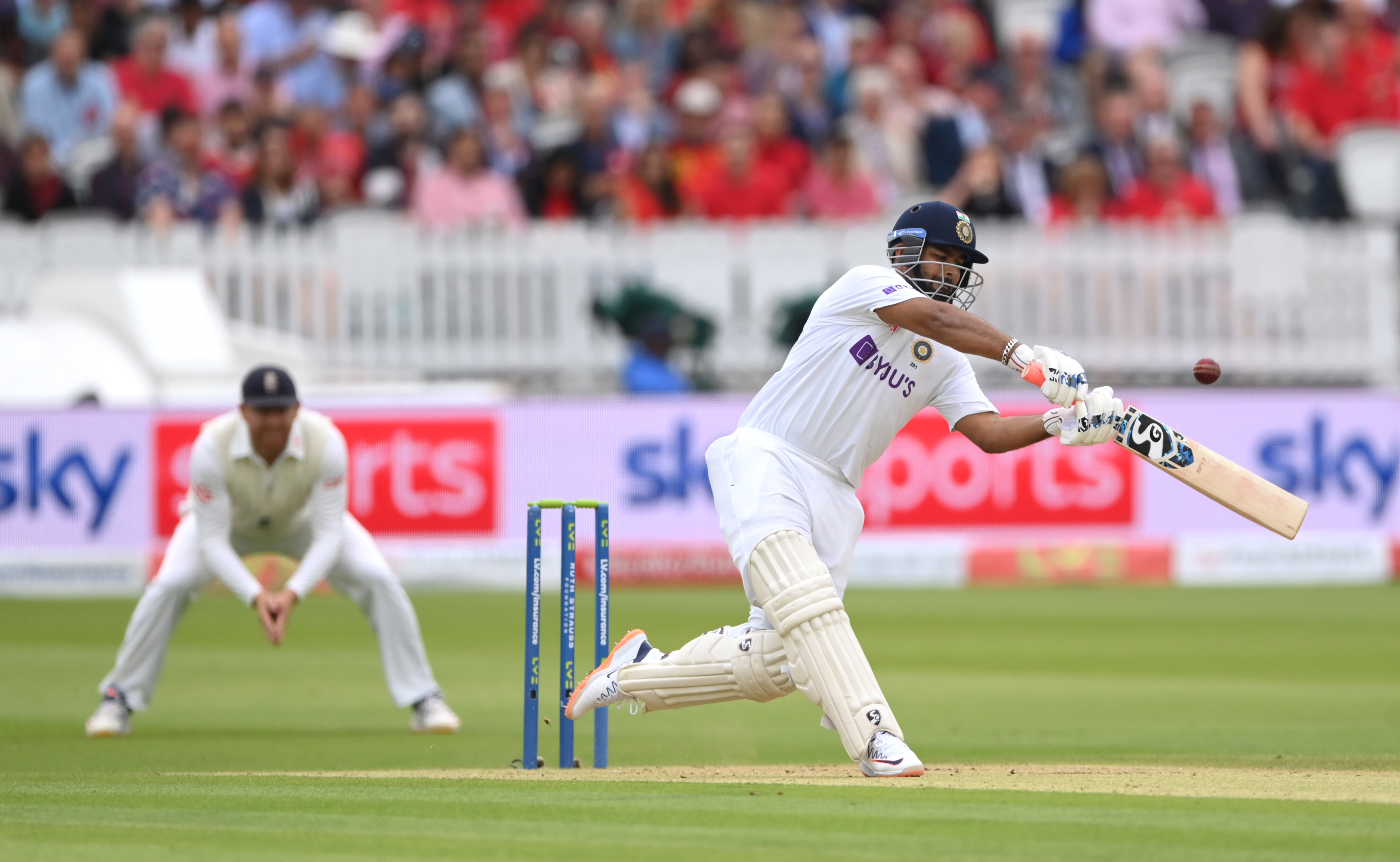 ENG vs IND | Lord's Day 2 Talking Points - Pant's crucial hand, Wood and Curran's ineffectiveness and Sibley's dry run