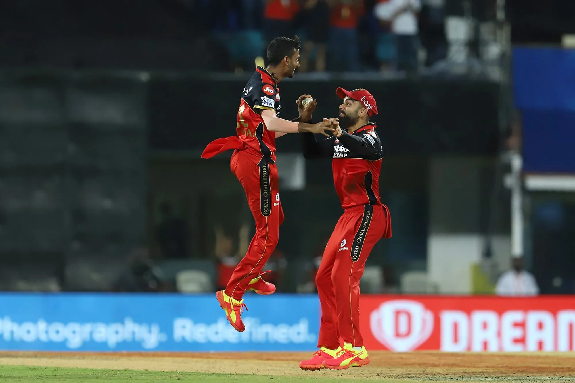 IPL 2021 | Extra bowling options made those impact performances in middle overs, states Virat Kohli