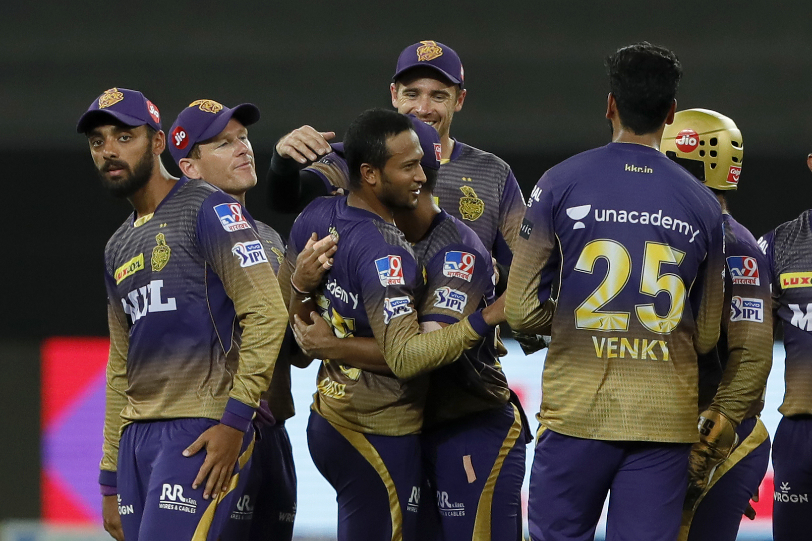 KKR vs SRH | Twitter reacts as Shakib Al Hasan's rocket throw sends Kane Williamson packing