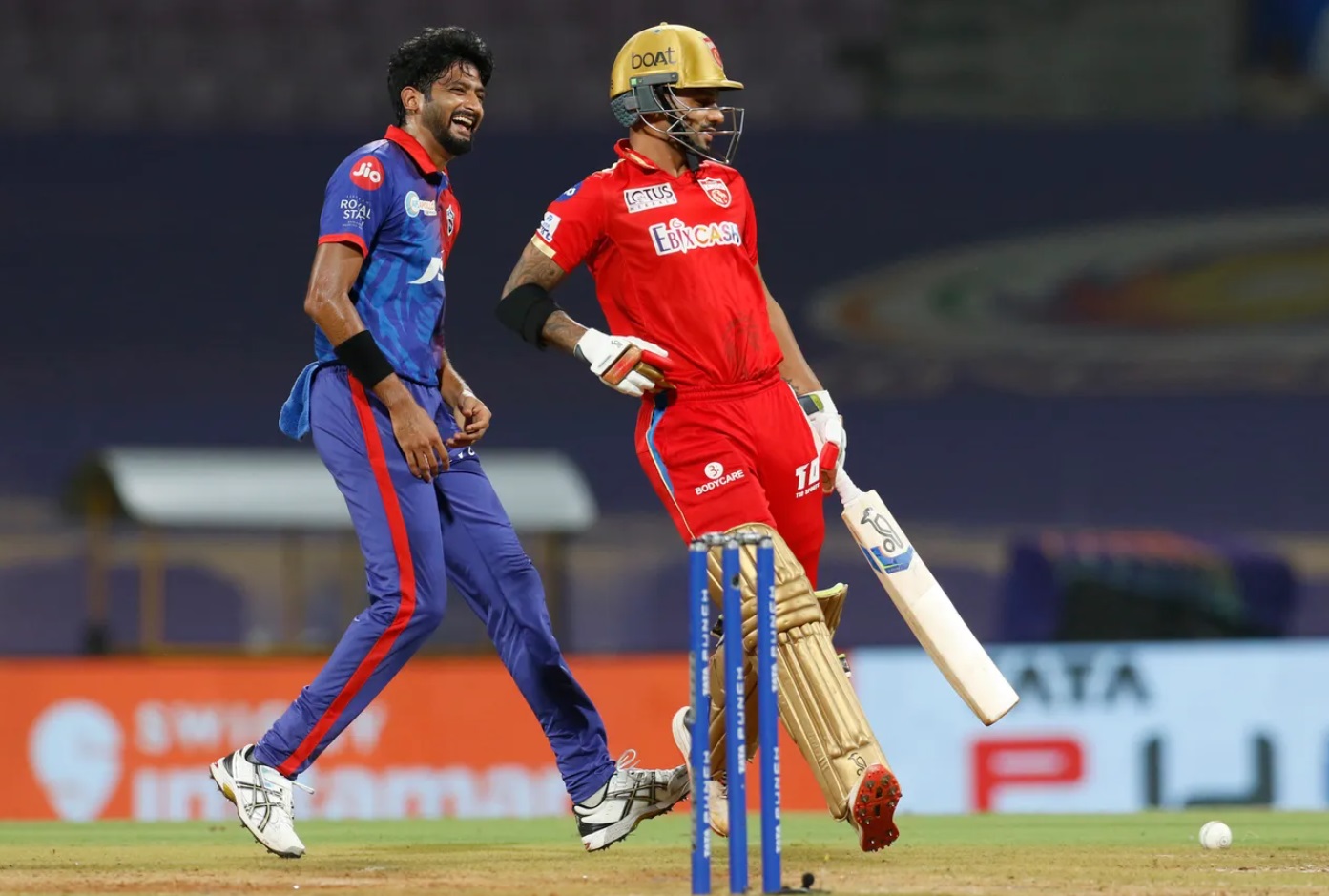 IPL 2022, PBKS vs DC | Internet reacts as Delhi Capitals miss simple chance after chaotic running by Shikhar Dhawan