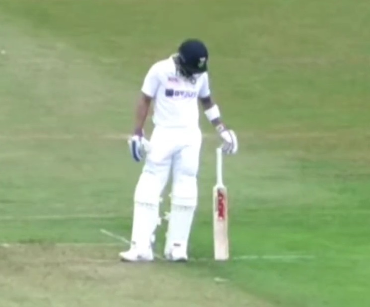 WATCH | Virat Kohli tries to reprint Joe Root’s bat-balancing trick in England