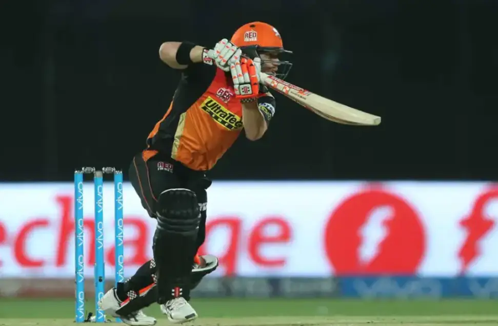 David Warner scored 93 runs off just 58 balls against the Gujarat Lions.