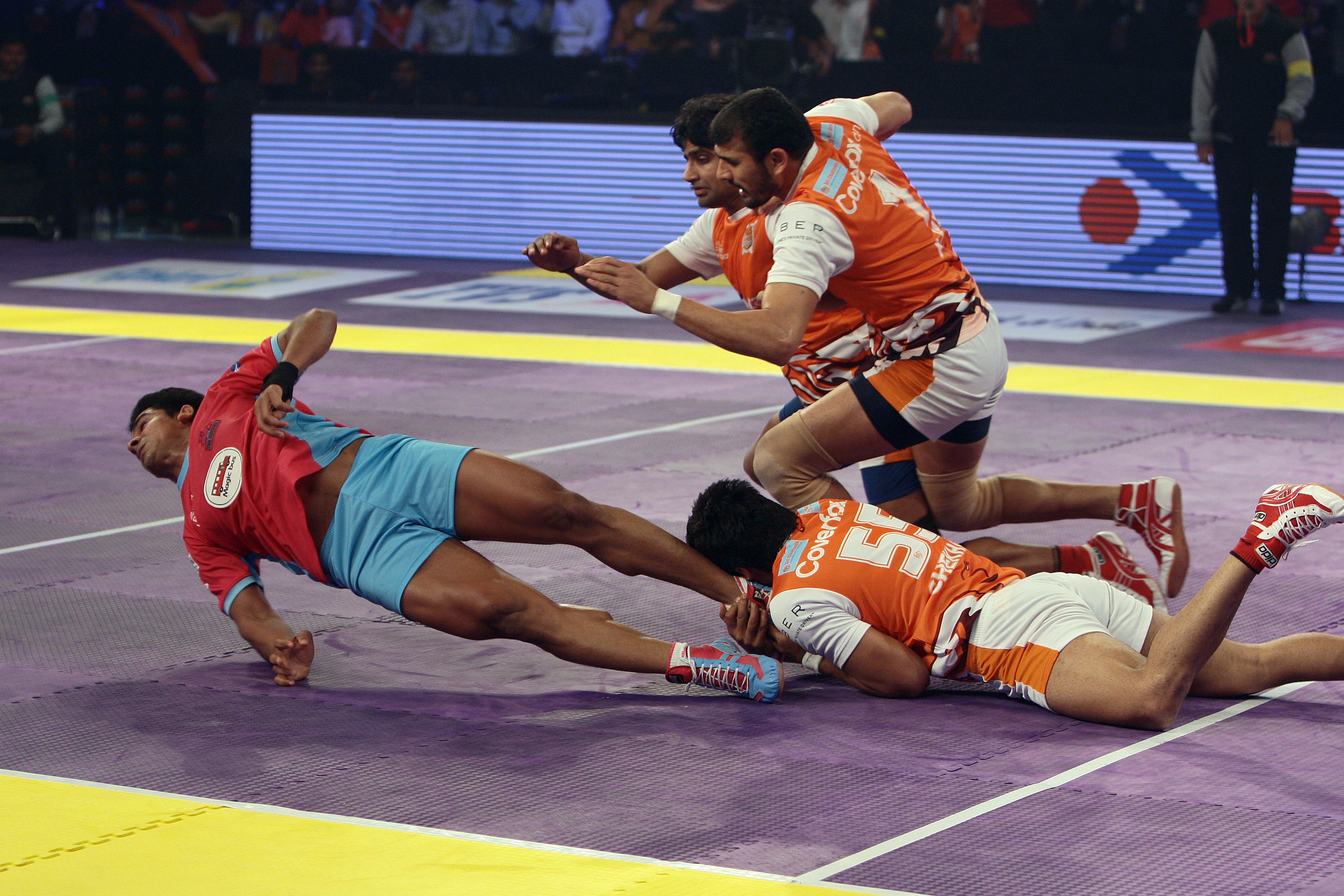 Pro Kabaddi: Hosts Puneri Paltans pull off yet another draw to hold Japiur