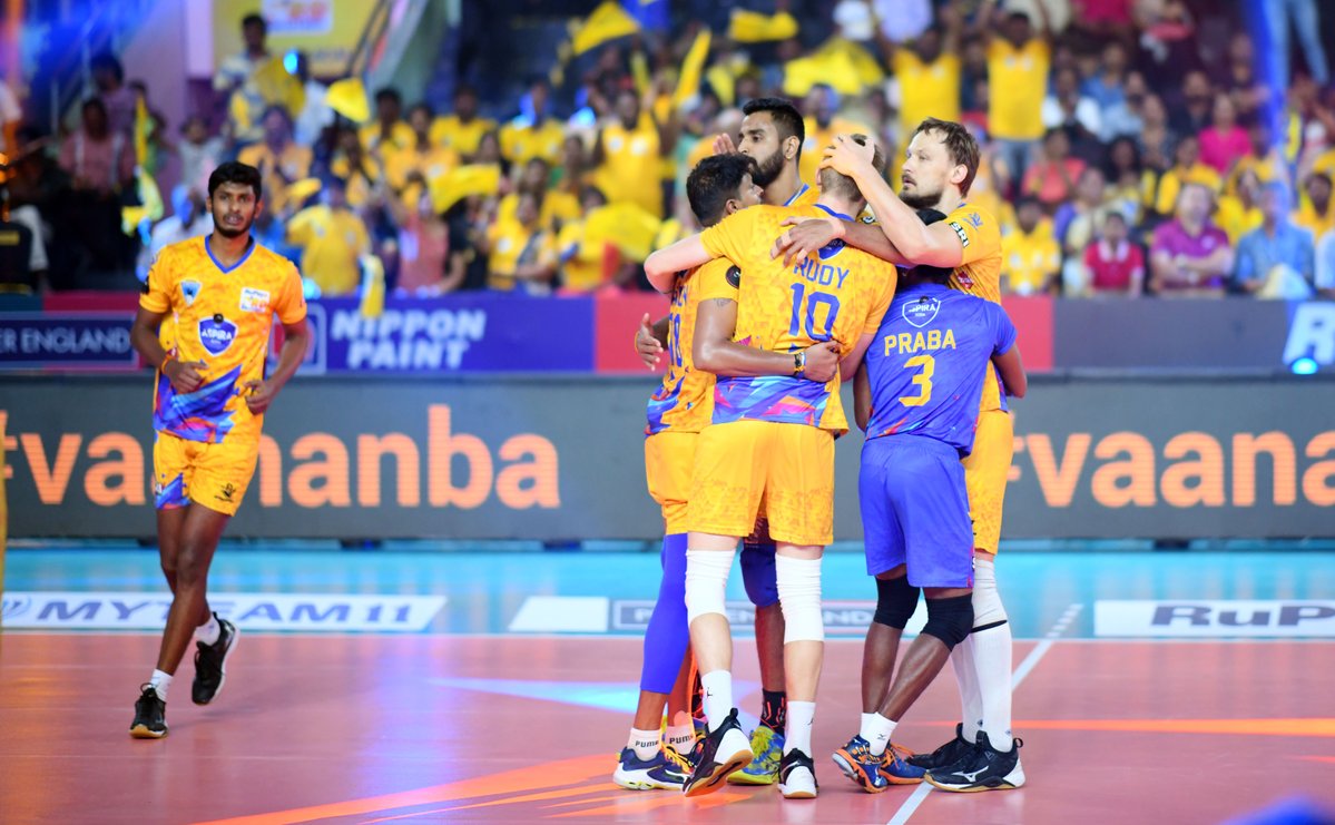 Pro Volleyball | Chennai Spartans beat Kochi Blue Spikers to set up summit clash with Calicut Heroes