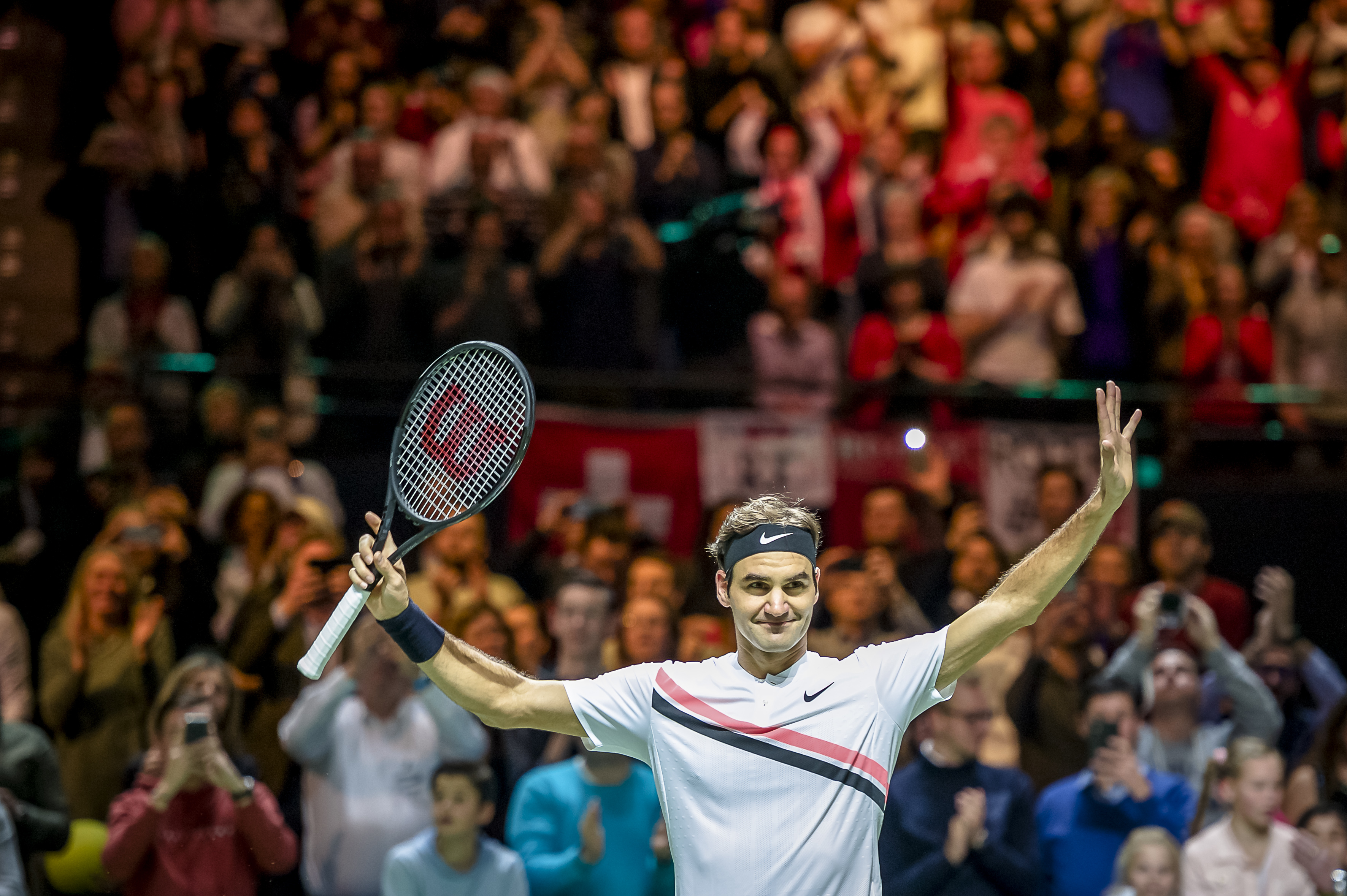 VIDEO | Off-balance Roger Federer creates unbelievable backspin to stun Rafael Nadal